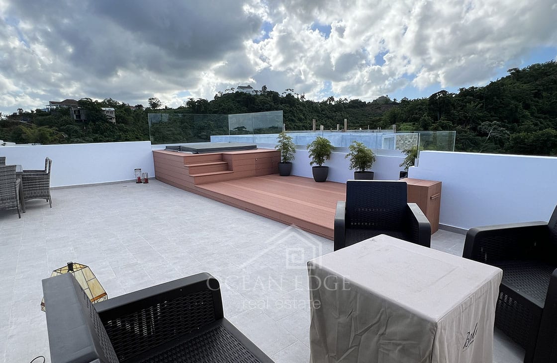Modern villa in small community overlooking Las Terrenas-ocean-edge-real-estate (23)