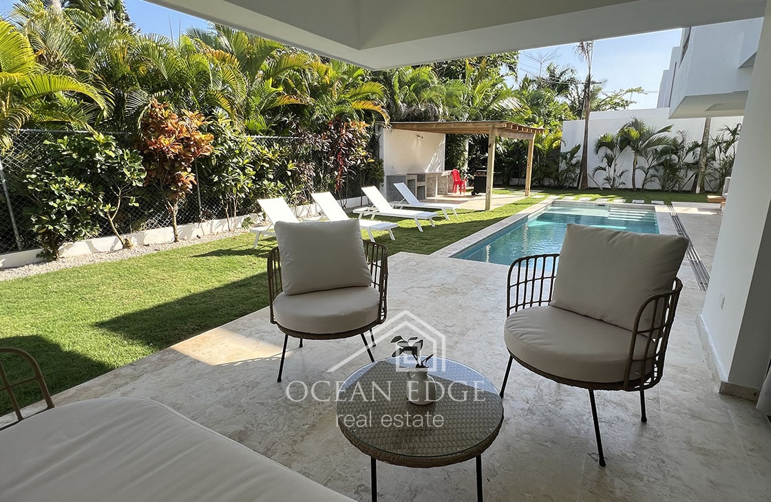 Luxury Turnkey 4-Bed Villa near Las Ballenas Beach-ocean-edge-real-estate (36)