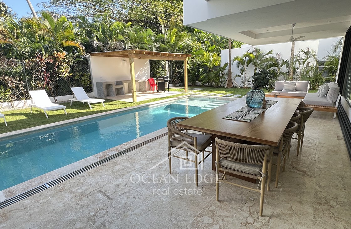 Luxury Turnkey 4-Bed Villa near Las Ballenas Beach-ocean-edge-real-estate (42)