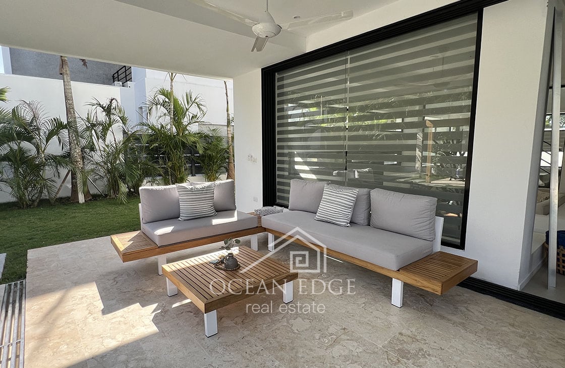 Luxury Turnkey 4-Bed Villa near Las Ballenas Beach-ocean-edge-real-estate (43)