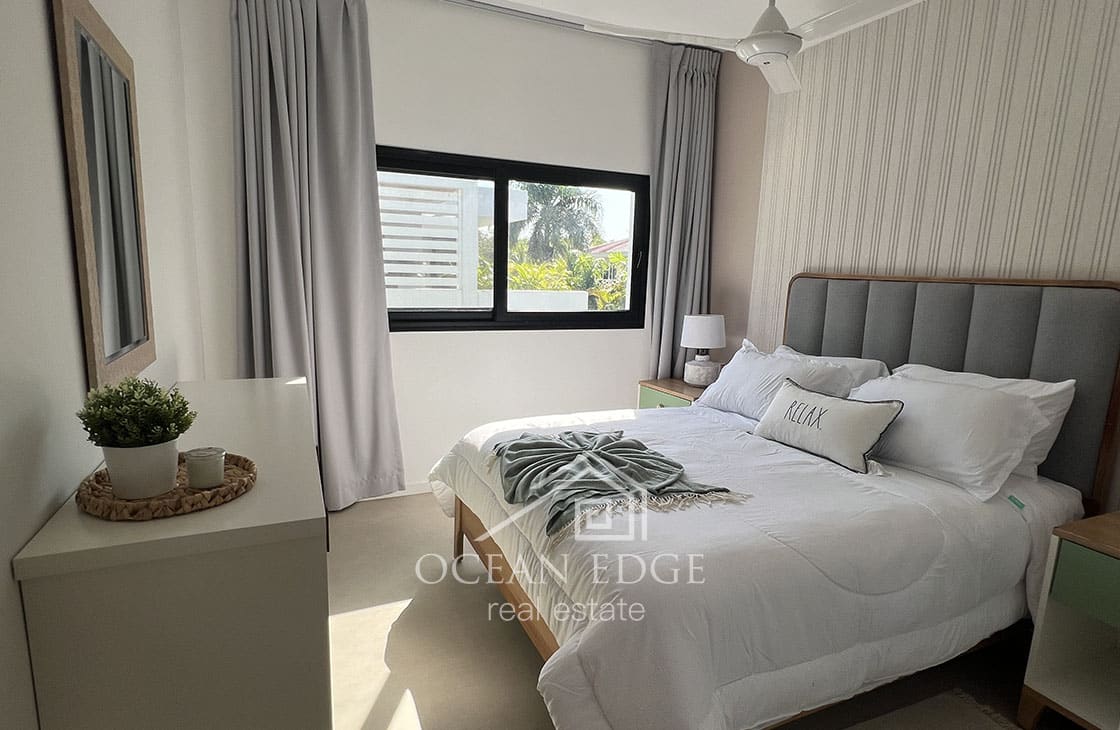 Luxury Turnkey 4-Bed Villa near Las Ballenas Beach-ocean-edge-real-estate (7)