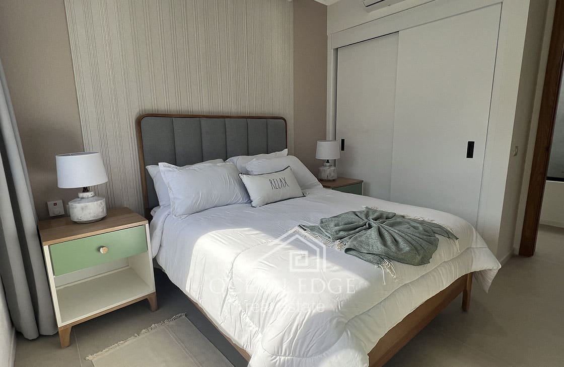 Luxury Turnkey 4-Bed Villa near Las Ballenas Beach-ocean-edge-real-estate (9)