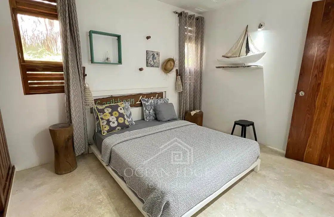 5-bedroom villa in community near the beach-las-ballenas-las-terrenas-ocean-edge-real-estate (15)