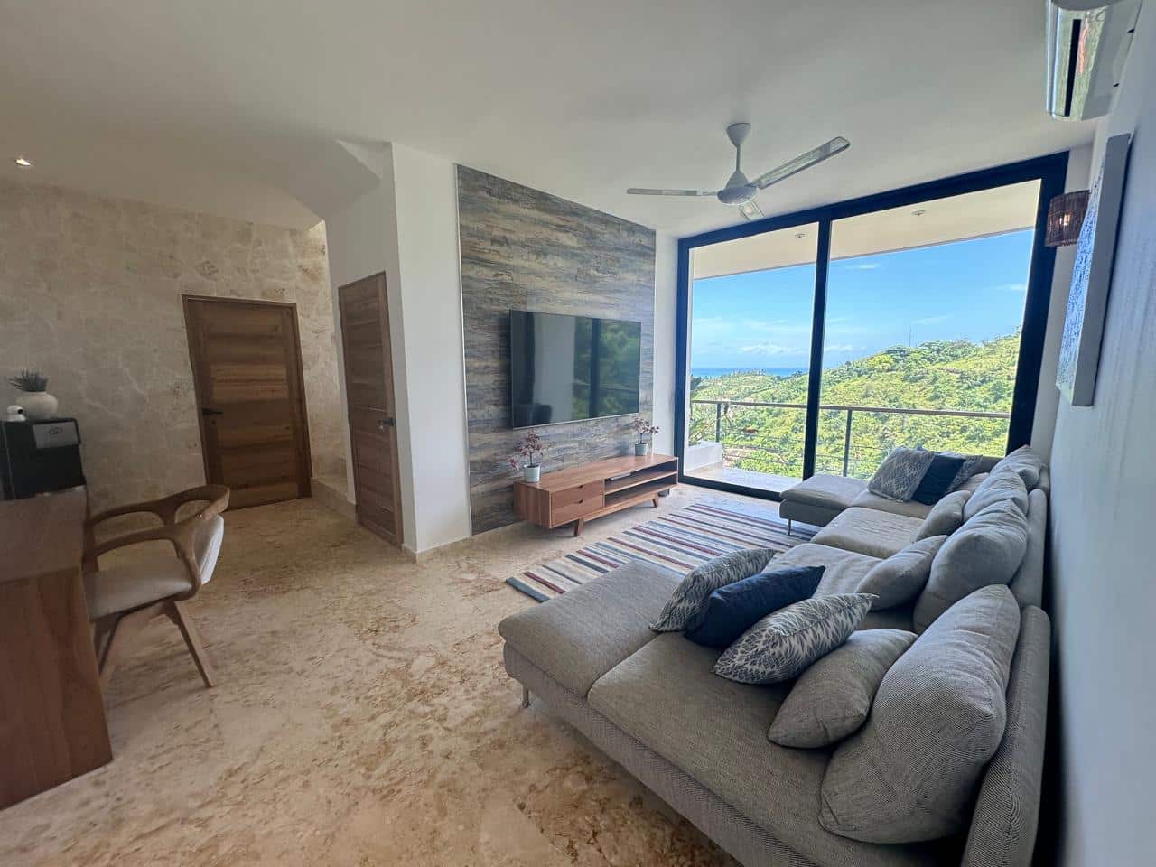 Splendid 4-bedroom villa with ocean vista - Las Terrenas Real Estate - Ocean Edge Dominican Republic (25)