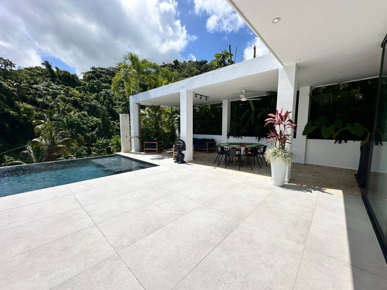 Splendid 4-bedroom villa with ocean vista - Las Terrenas Real Estate - Ocean Edge Dominican Republic (4)