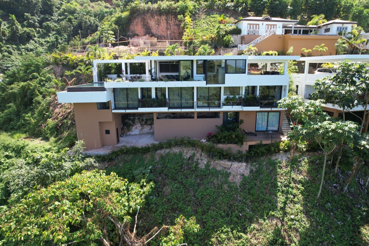 Splendid 4-bedroom villa with ocean vista - Las Terrenas Real Estate - Ocean Edge Dominican Republic (53)
