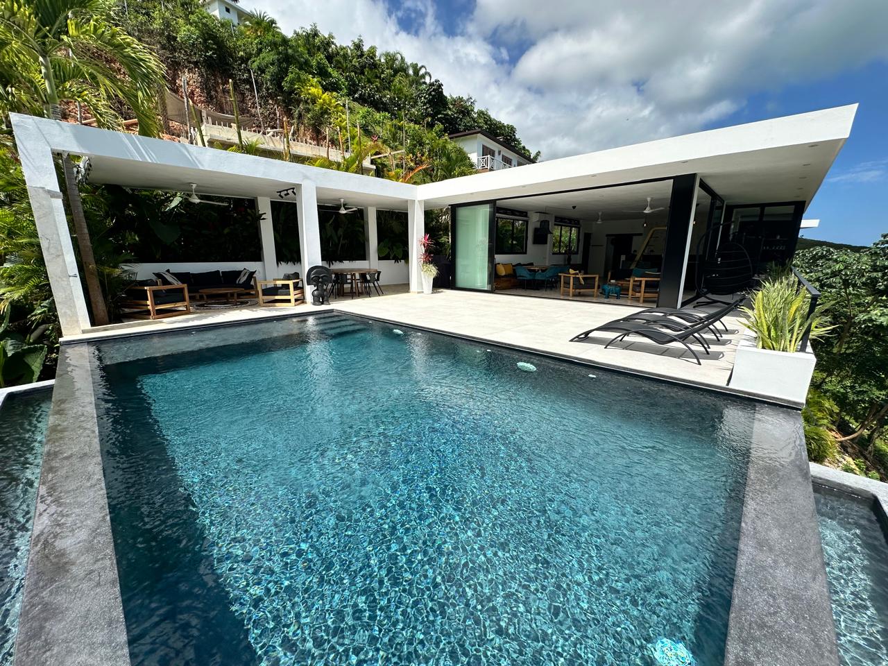 Splendid 4-bedroom villa with ocean vista - Las Terrenas Real Estate - Ocean Edge Dominican Republic (7)