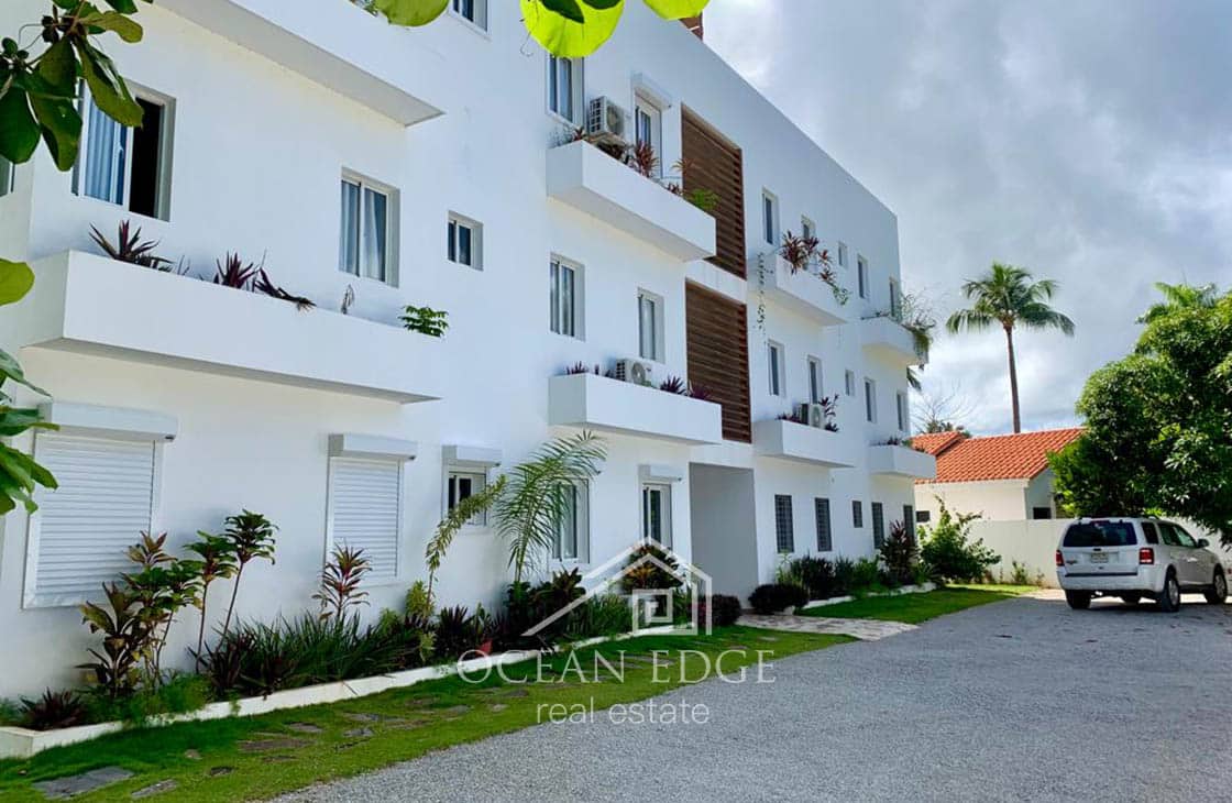 2-BR condo with private rooftop near Las Ballenas Beach-las-terrenas-ocean-edger-real-estate-2024 (14)