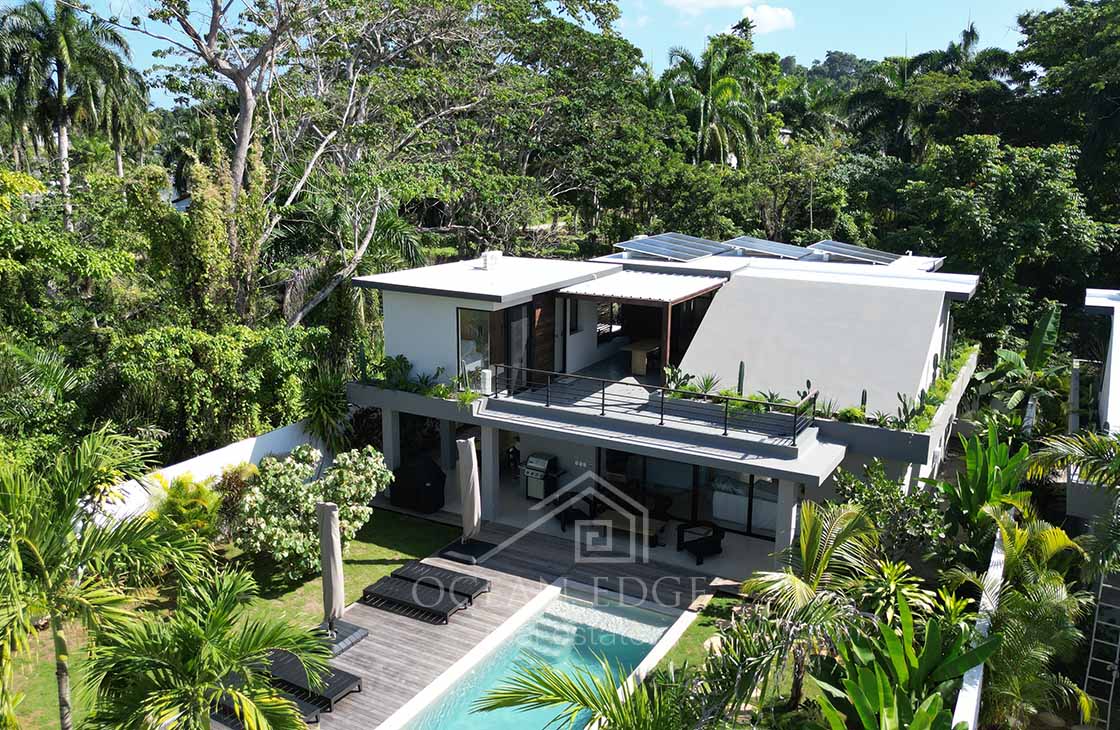 3-Bed Balinese Style Villa near Playa Bonita