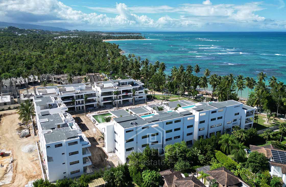 Beachfront Penthouse with private pool on Portillo Beach-las-terrenas-ocean-edge-real-estate-Dec (4)