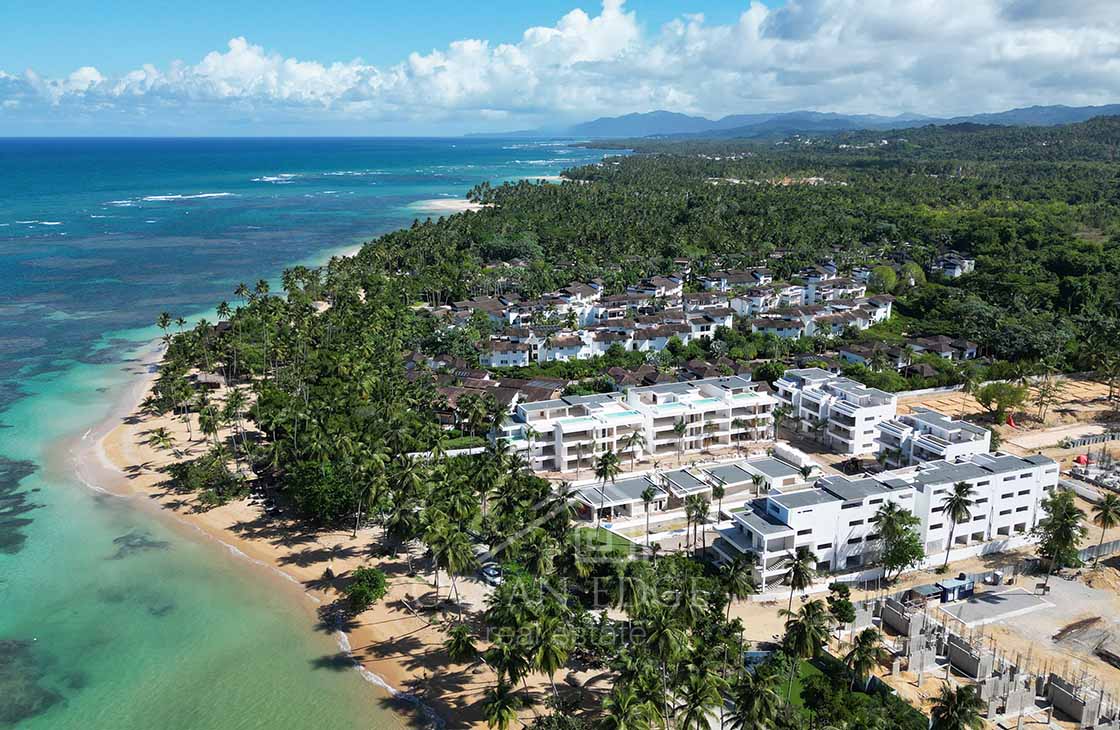 Beachfront Penthouse with private pool on Portillo Beach-las-terrenas-ocean-edge-real-estate-Dec (4)