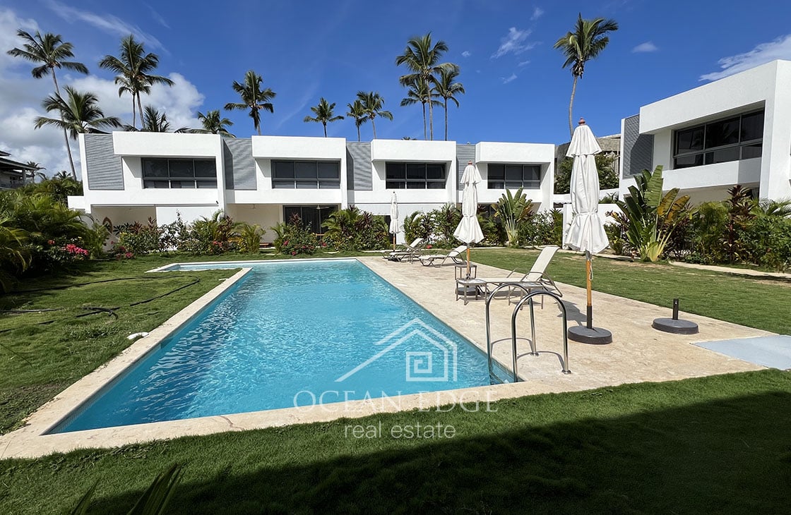 Investment 3-br townhouse only 100 meters to Popy beach-las-terrenas-ocean-edge-real-estate-web (3)