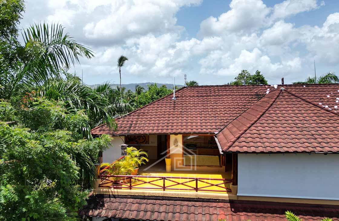 Open & Traditional Penthouse nearby Las Ballenas beach-las-terrenas-ocean-edge-real-estate (1)