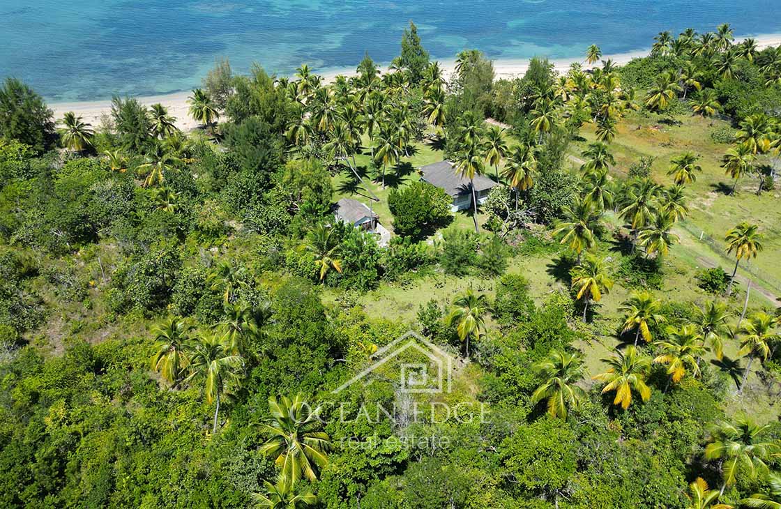 1,000 square meter lot in second line of Estillero beach