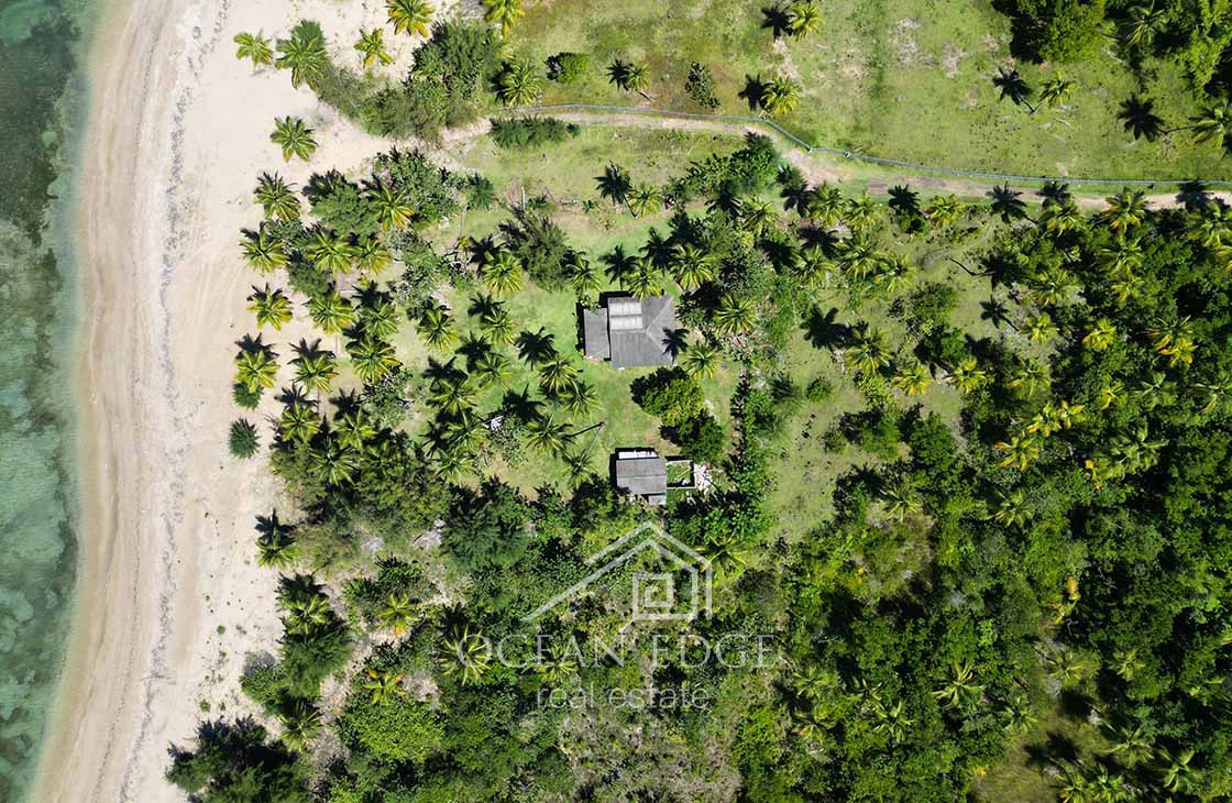 1,000 square meter lot in second line of Estillero beach