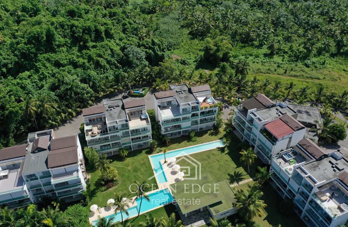 Splendid 4-Br Penthouse in Bonita Beach Residences-las-terrenas-ocean-edge-real-estate (13)