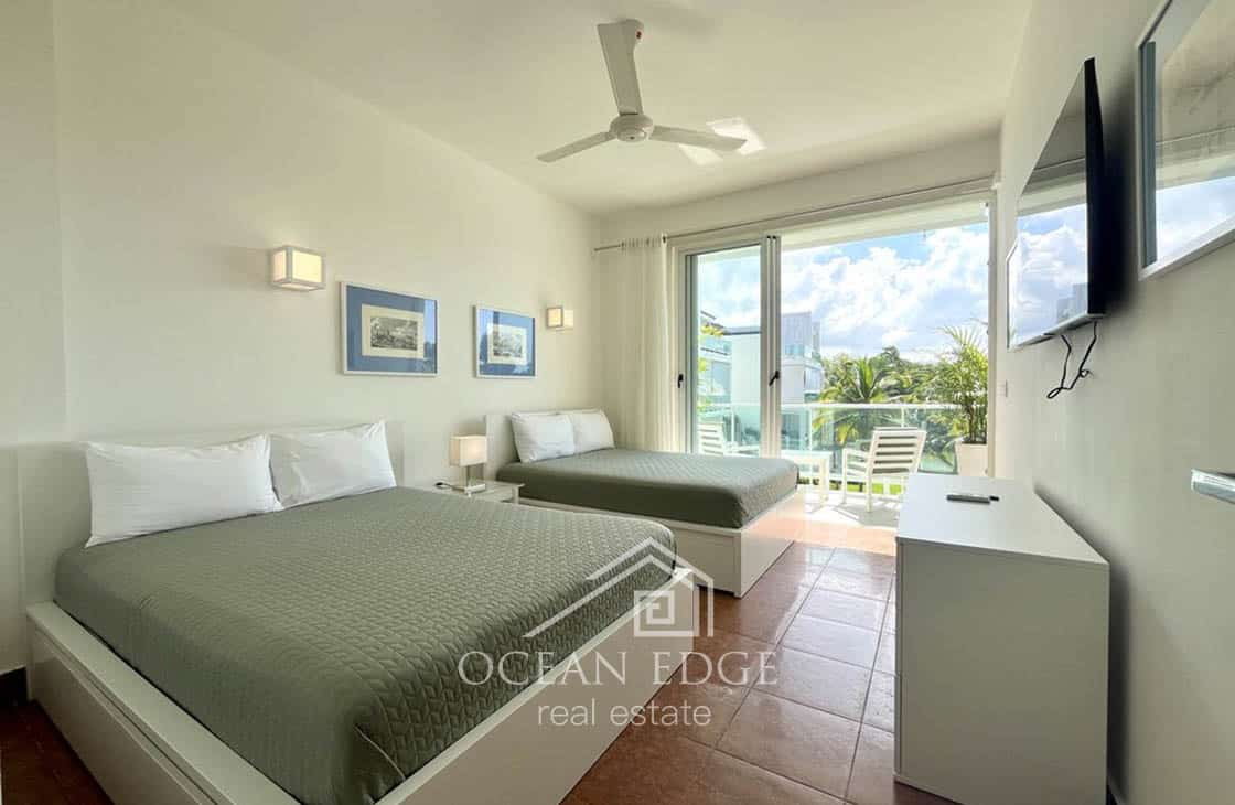 Splendid 4-Br Penthouse in Bonita Beach Residences-las-terrenas-ocean-edge-real-estate (24)