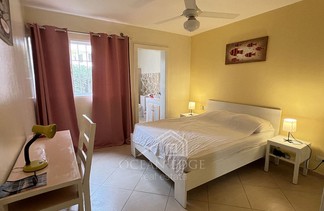 Spacious 2-Br condo 100 m to Las Ballenas Beach-las-terrenas-ocean-edge-real-estate (9)