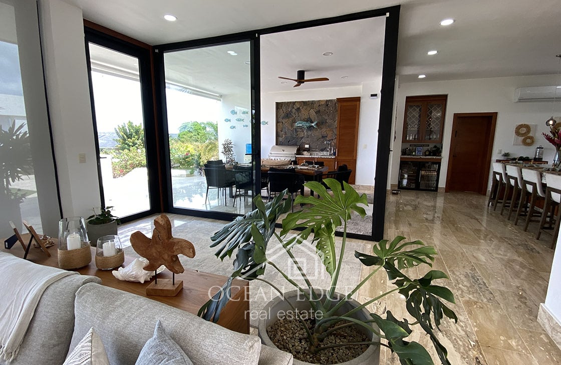 Stunning 4-bed villa with amazing 180° Ocean view-las-terrenas-ocean-edge-real-estate (11)