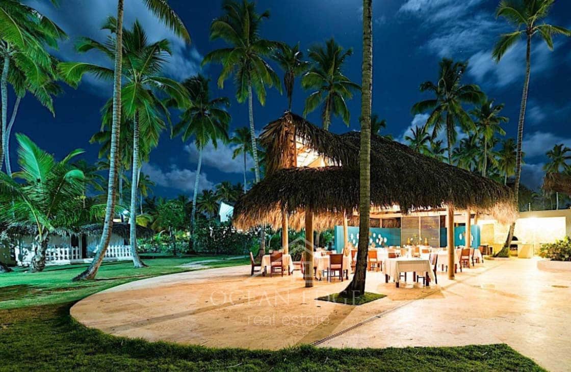 Investment villas in beachfront hotel Cosón Bay-las-terrenas-ocean-edge-real-estate-2025-3