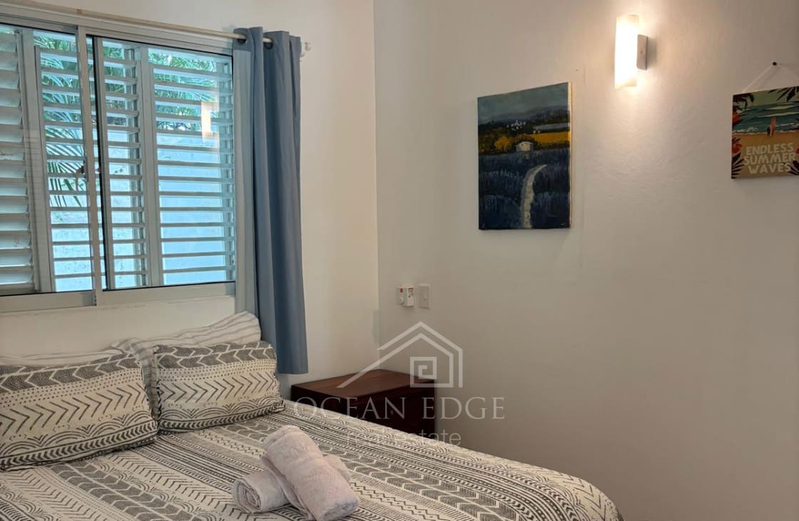 Renovated Townhouse in small community with pool-ocean-edge-real-estate-2025-10