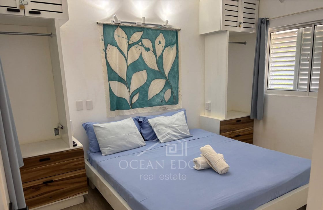 Renovated Townhouse in small community with pool-ocean-edge-real-estate-2025-13