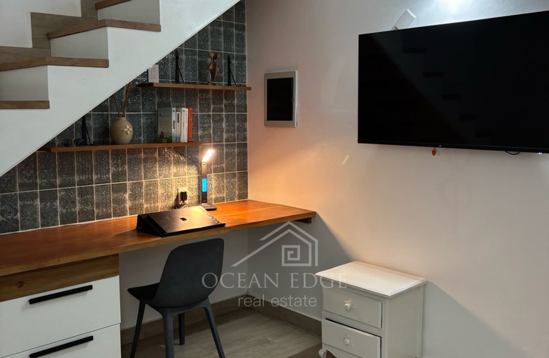 Renovated Townhouse in small community with pool-ocean-edge-real-estate-2025-22
