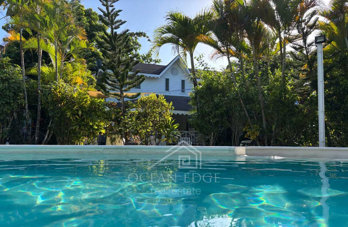 Renovated Townhouse in small community with pool-ocean-edge-real-estate-2025-23