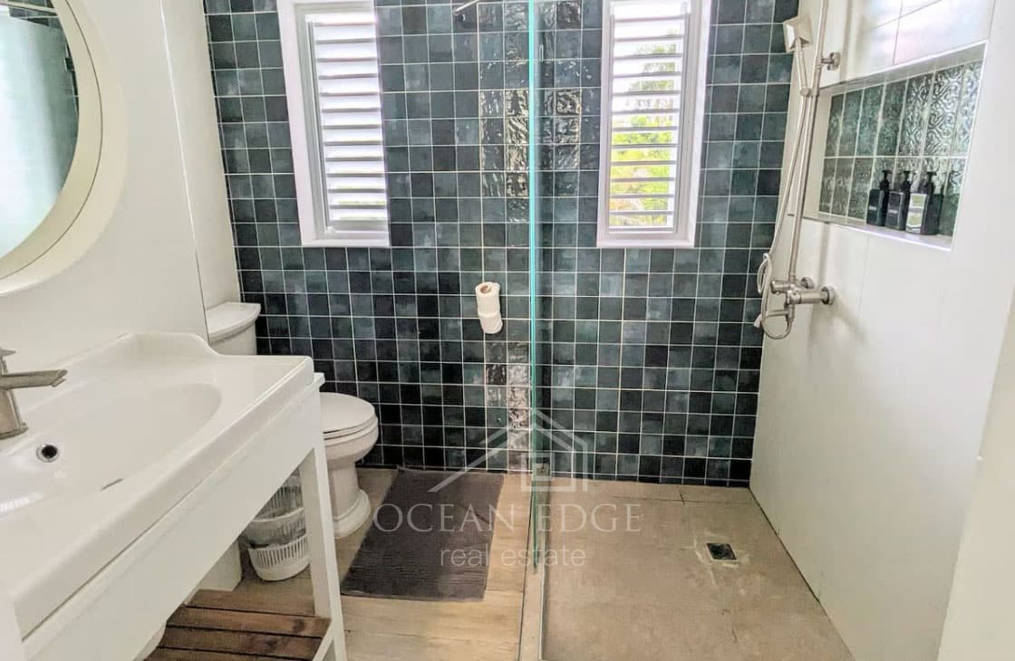 Renovated Townhouse in small community with pool-ocean-edge-real-estate-2025-26