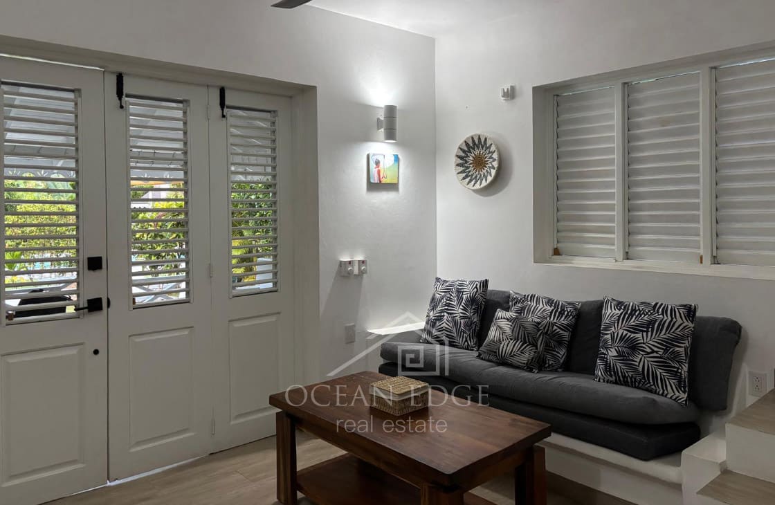 Renovated Townhouse in small community with pool-ocean-edge-real-estate-2025-3