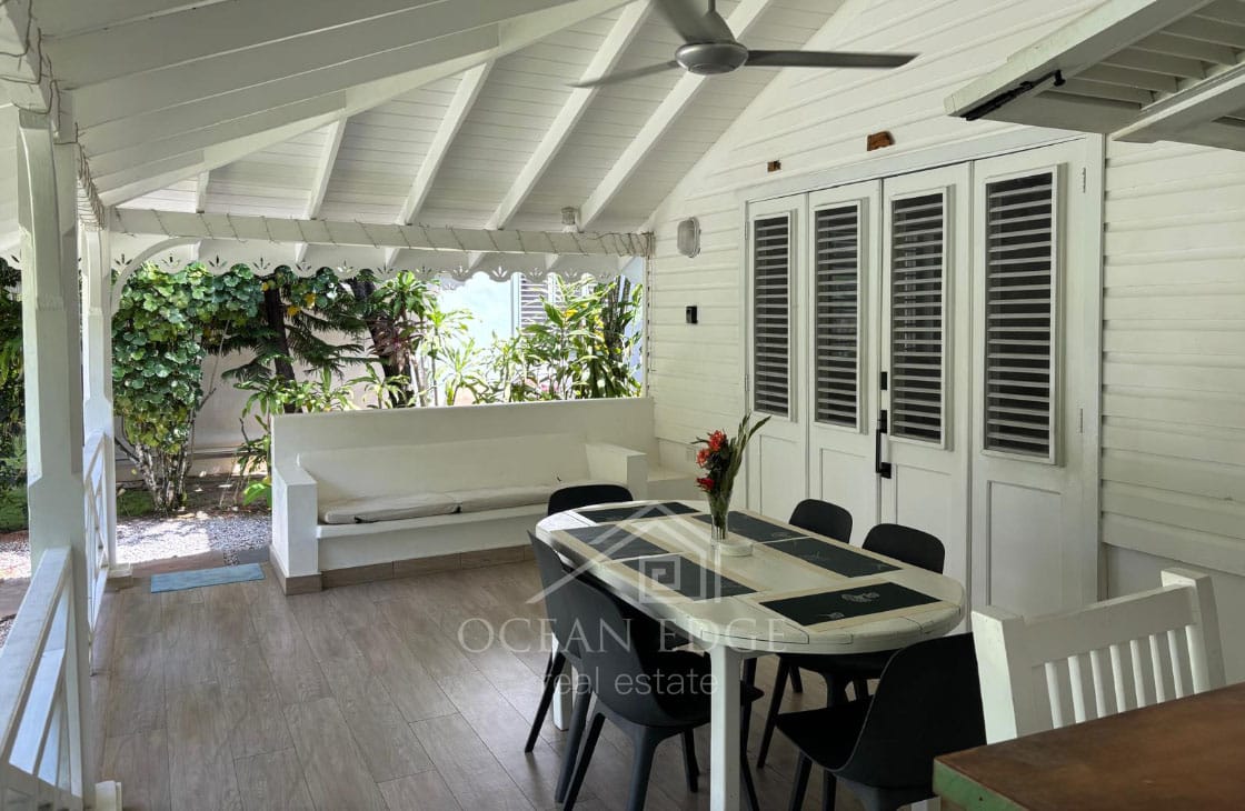 Renovated Townhouse in small community with pool-ocean-edge-real-estate-2025-4