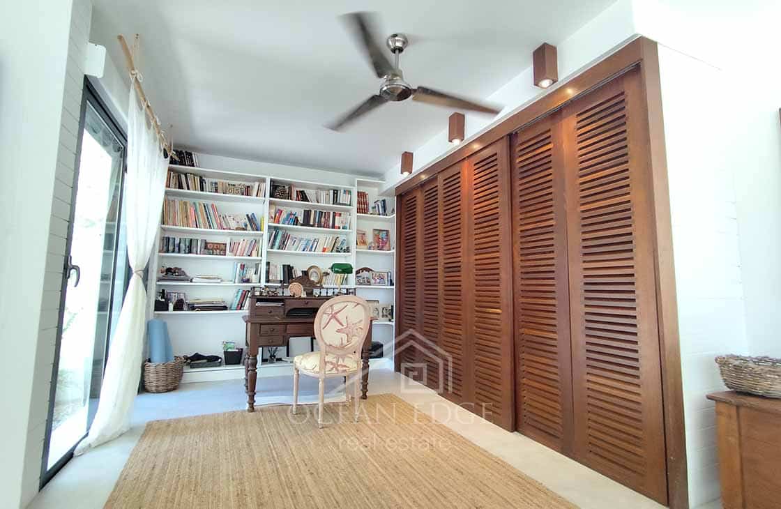 Architect villa in beachfront community Esperanza-las-terrenas-ocean-edge-real-estate (30)