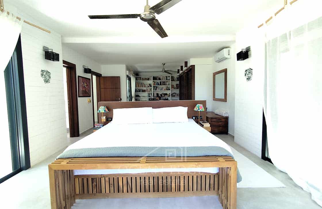 Architect villa in beachfront community Esperanza-las-terrenas-ocean-edge-real-estate (37)