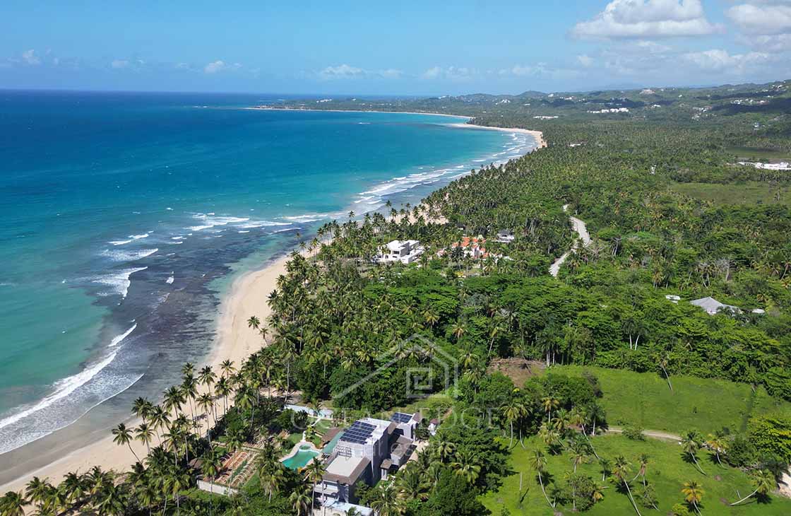 Prime ocean front lot for luxury villa in playa coson-las-terrenas-ocean-edge-real-estate (4)