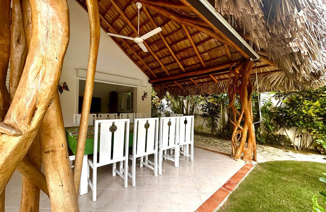 4-br colonial house and guest bungalow-las-terrenas-ocean-edge-real-estate (15)
