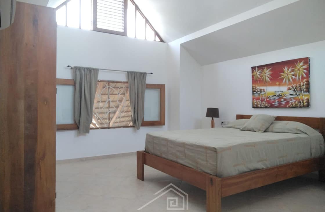 4-br colonial house and guest bungalow-las-terrenas-ocean-edge-real-estate-n (2)
