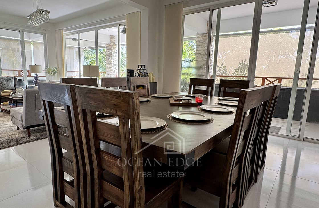 Elegant 3-Bedroom Penthouse near Coson beach-las-terrenras-coson (1)