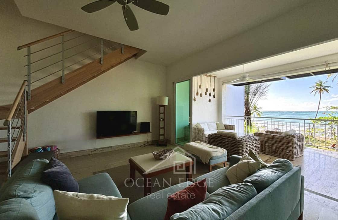 Elegant Seafront Penthouse in Exclusive Playa Bonita Community-las-terrenas-ocean-edge-real-estate (16)