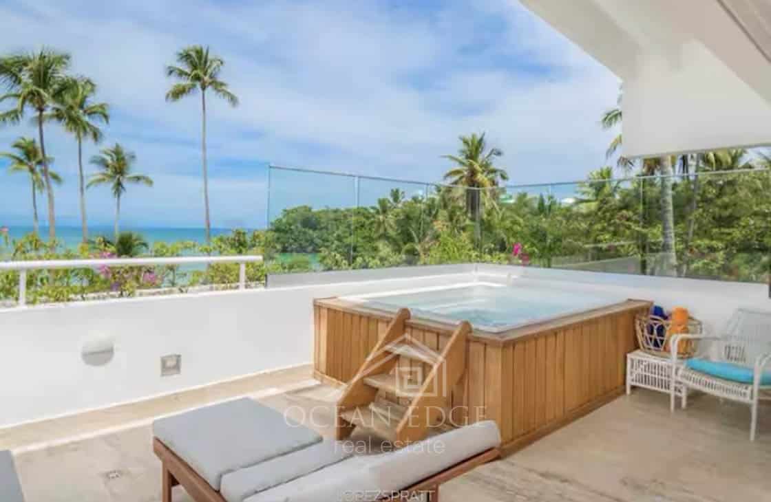 Elegant Seafront Penthouse in Exclusive Playa Bonita Community-las-terrenas-ocean-edge-real-estate (21)