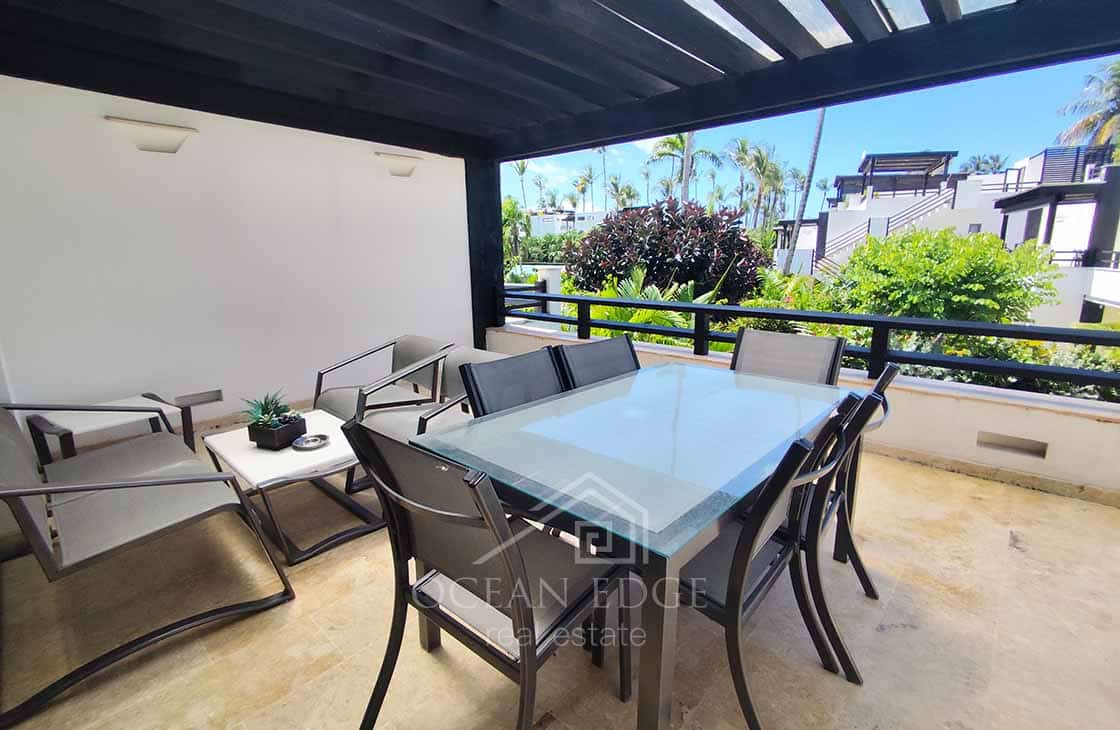 Top-Floor Beachfront Penthouse with Private Terrace-las-terrenas-ocean-edge-real-estate (17)