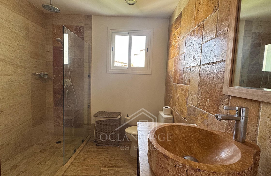 Beachfront 3-bed Luxury Penthouse in Portillo Beach-las-terrenas-ocean-edge-real-estate (12)