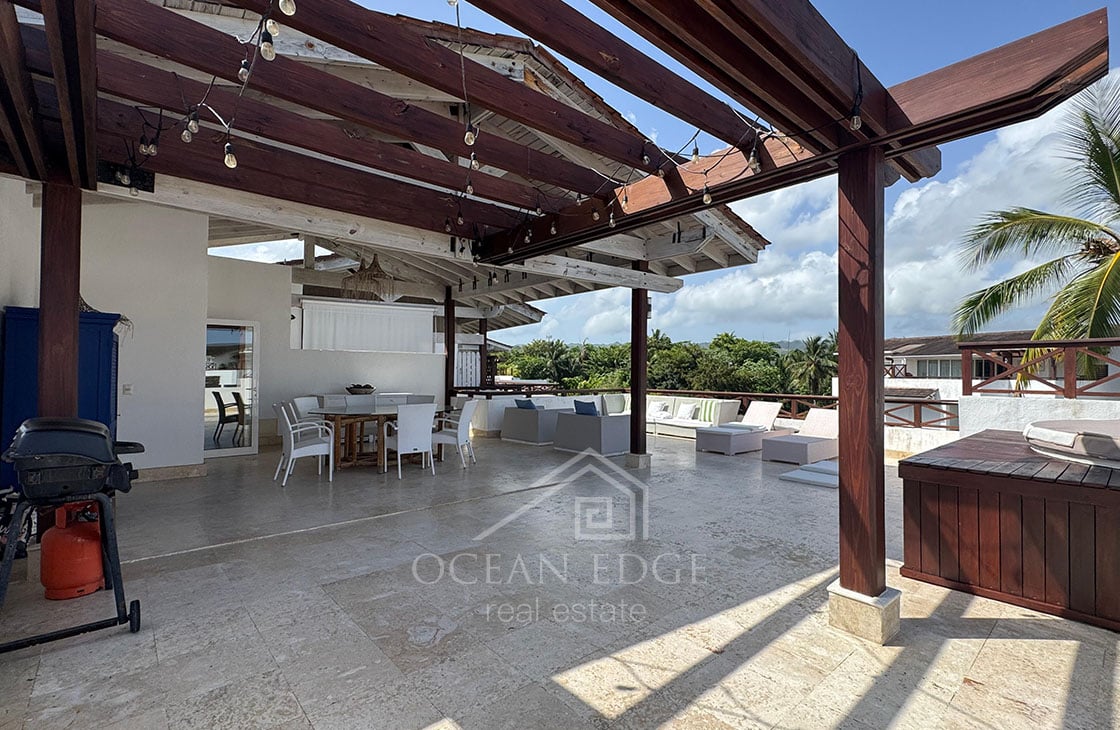 Beachfront 3-bed Luxury Penthouse in Portillo Beach-las-terrenas-ocean-edge-real-estate (23)
