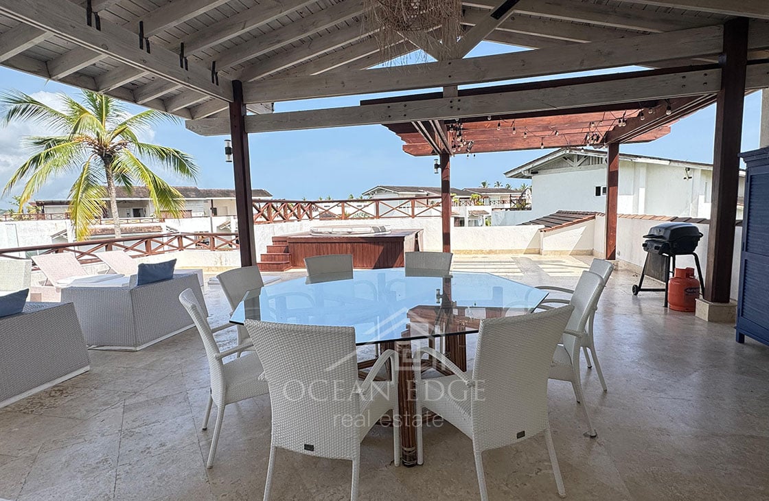 Beachfront 3-bed Luxury Penthouse in Portillo Beach-las-terrenas-ocean-edge-real-estate (24)