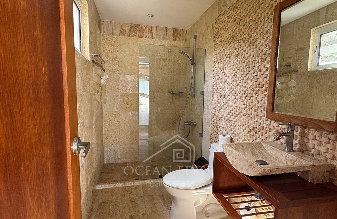 Beachfront 3-bed Luxury Penthouse in Portillo Beach-las-terrenas-ocean-edge-real-estate (27)