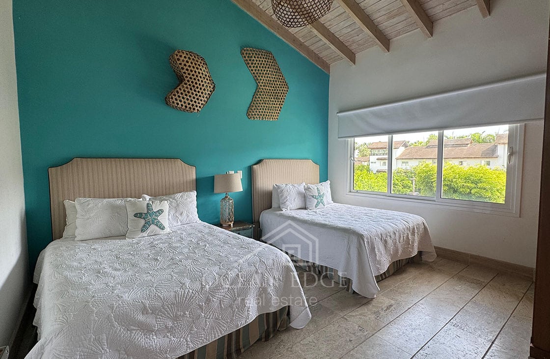 Beachfront 3-bed Luxury Penthouse in Portillo Beach-las-terrenas-ocean-edge-real-estate (9)