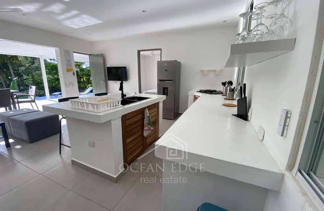 Flipping opportunity on 2-br house & guest bungalow-las-terrenas-ocean-edge-real-estate-2025 (11)