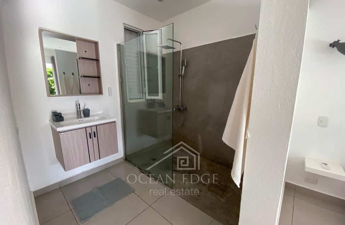 Flipping opportunity on 2-br house & guest bungalow-las-terrenas-ocean-edge-real-estate-2025 (18)