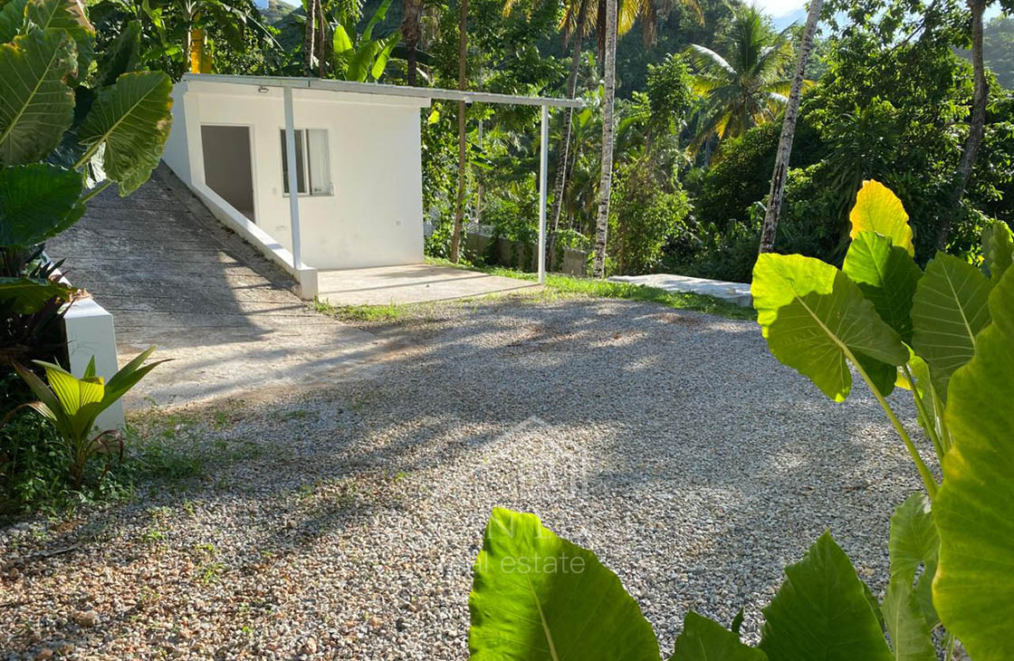 Flipping opportunity on 2-br house & guest bungalow-las-terrenas-ocean-edge-real-estate-2025 (5)