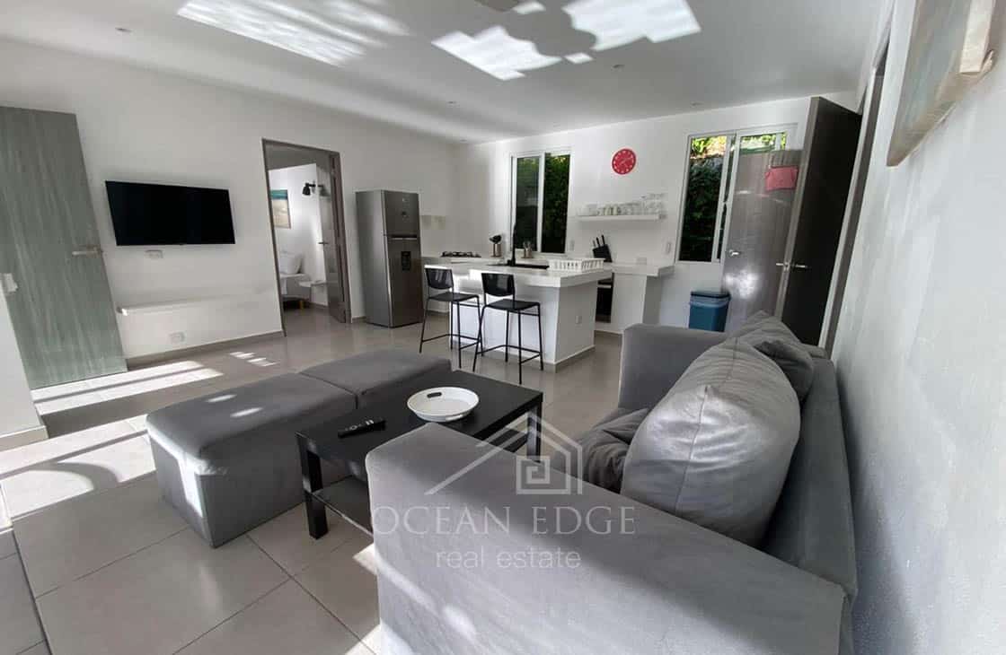 Flipping opportunity on 2-br house & guest bungalow-las-terrenas-ocean-edge-real-estate-2025 (9)