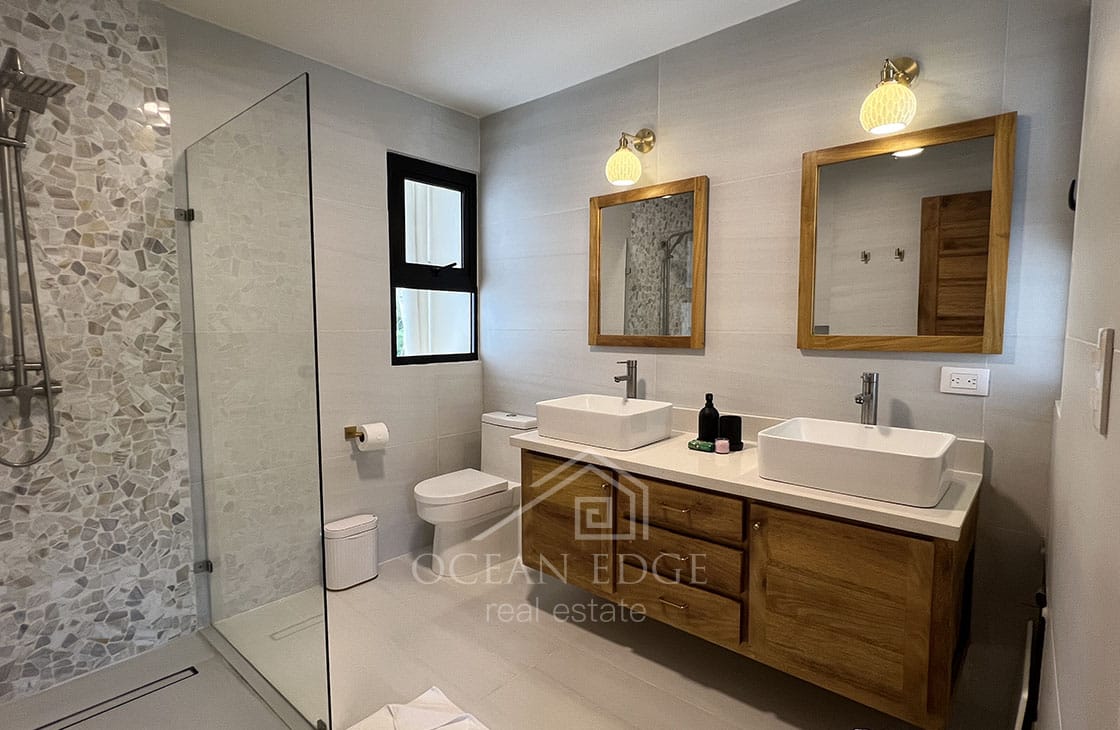 Modern Villa ideal for rental in Exclusive Portillo Beachfront-las-terrenas-ocean-edge-real-estate (18)